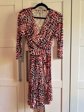 Banana Republic Red and Black Printed Long-Sleeve Wrap Dress